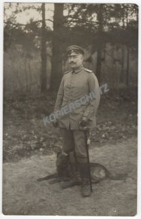 Foto - Leutnant mit Säbel - PK-Format