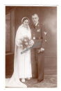 Portrait - Obergefreiter der Luftwaffe mit Orden &...