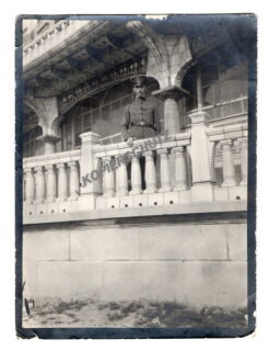 Portrait - Soldat im Feldanzug