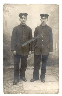 Portrait - 2 Beamte, Zoll, Eisenbahn? - PK-Format