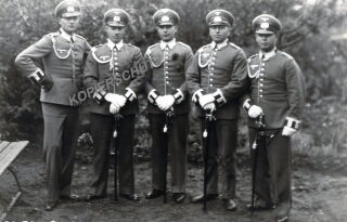Foto - Gruppe Unteroffiziere im Waffenrock - PK-Format